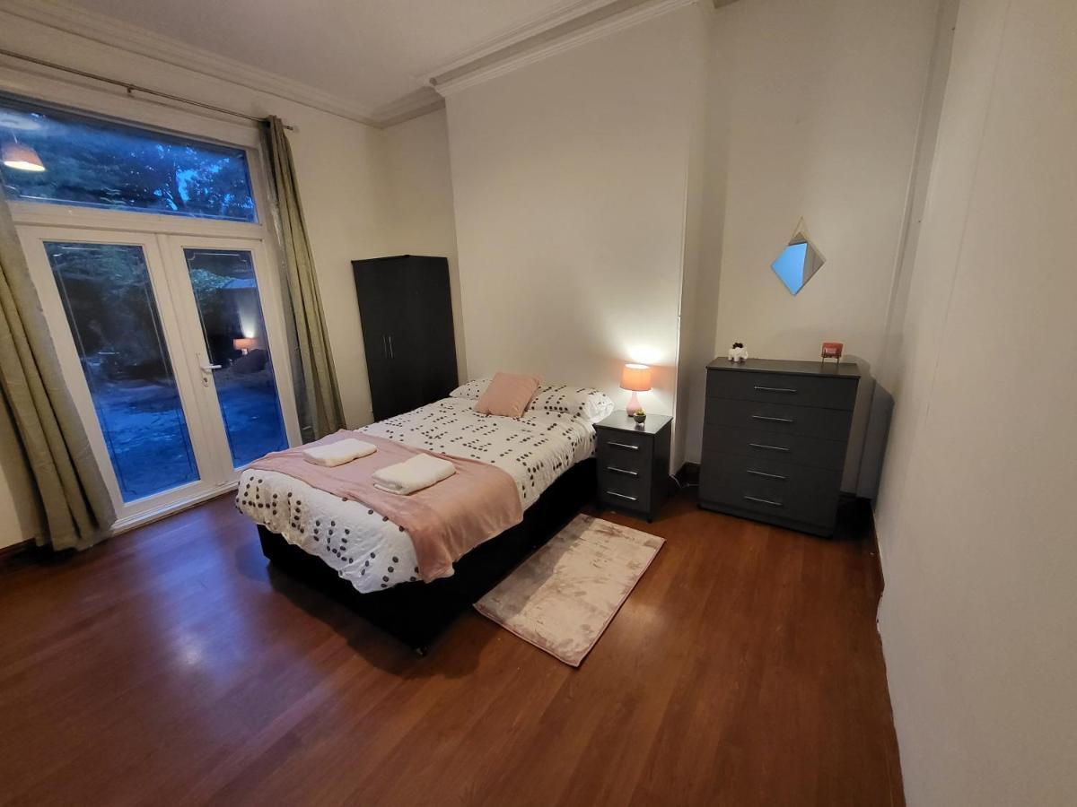 Mcf Short Stay Accommodation - Handsworthバーミンガム エクステリア 写真
